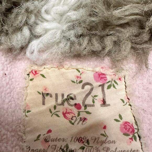 Vintage Baby Pink Fur Y2K Size Small Vest 2000s  Rue 21 - Picture 4 of 5